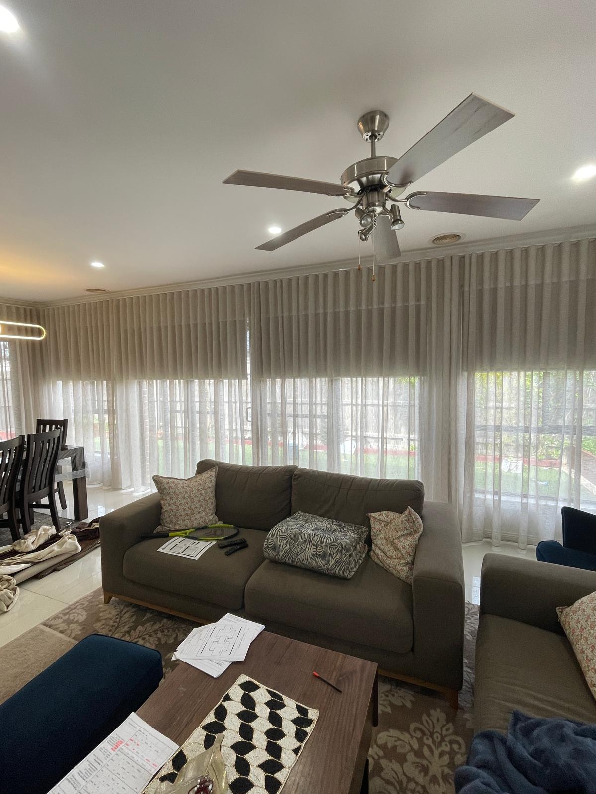 Blinds installed in Officer