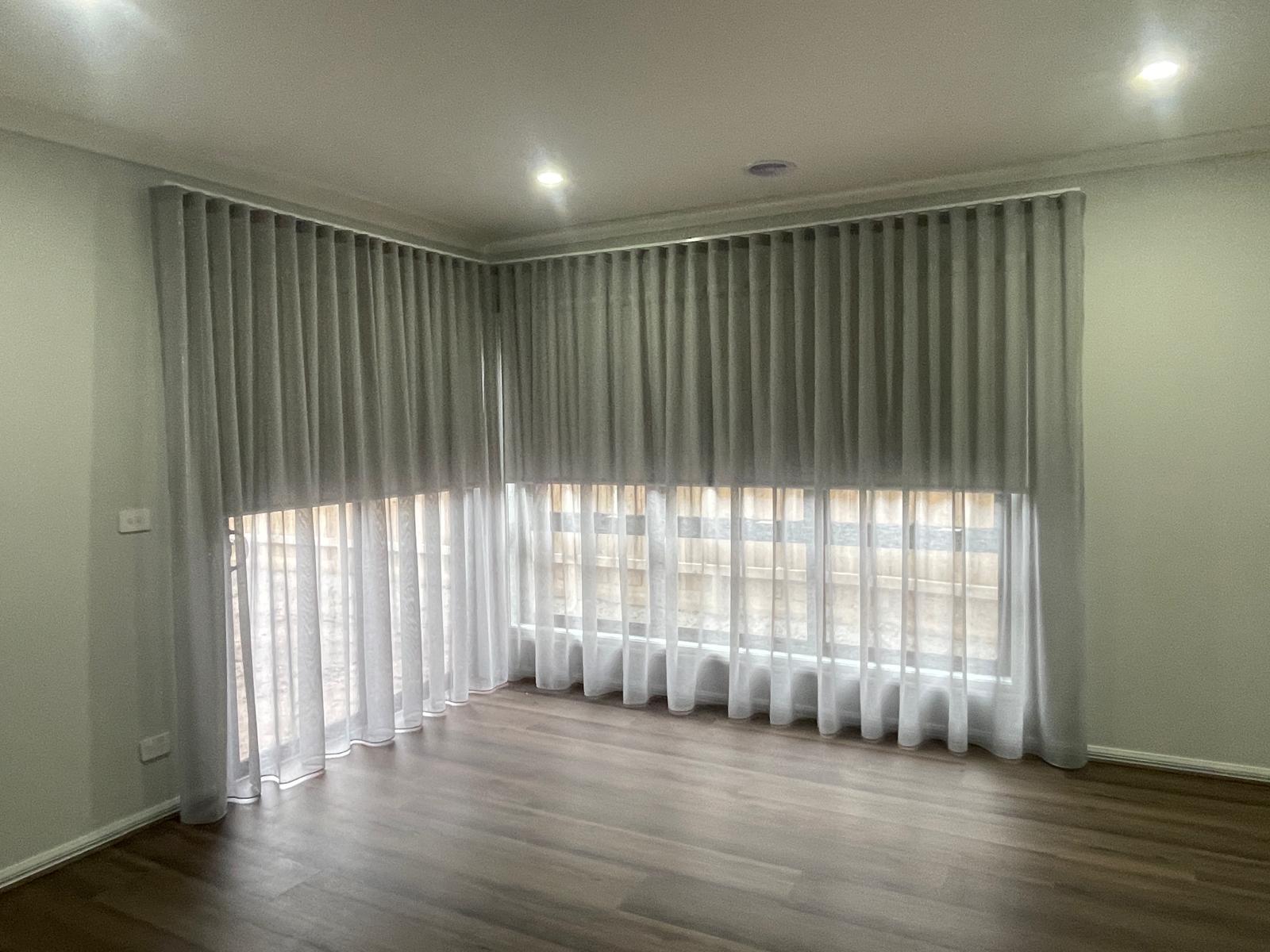 Blinds installed in Officer