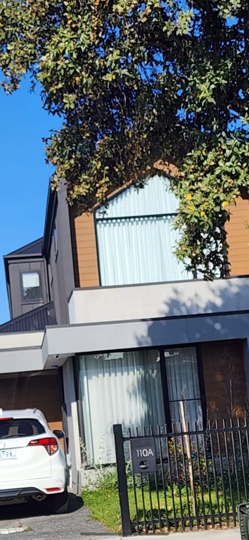 Blinds installed in Officer